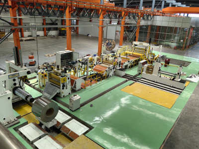 0.5mm1350S型双刀座+皮带张力机纵剪分条机组